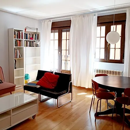 Apartment Plaza Del Grano Leon